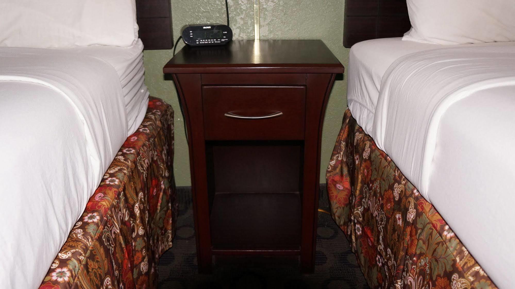 Regency Inn פיטסבורג מראה חיצוני תמונה